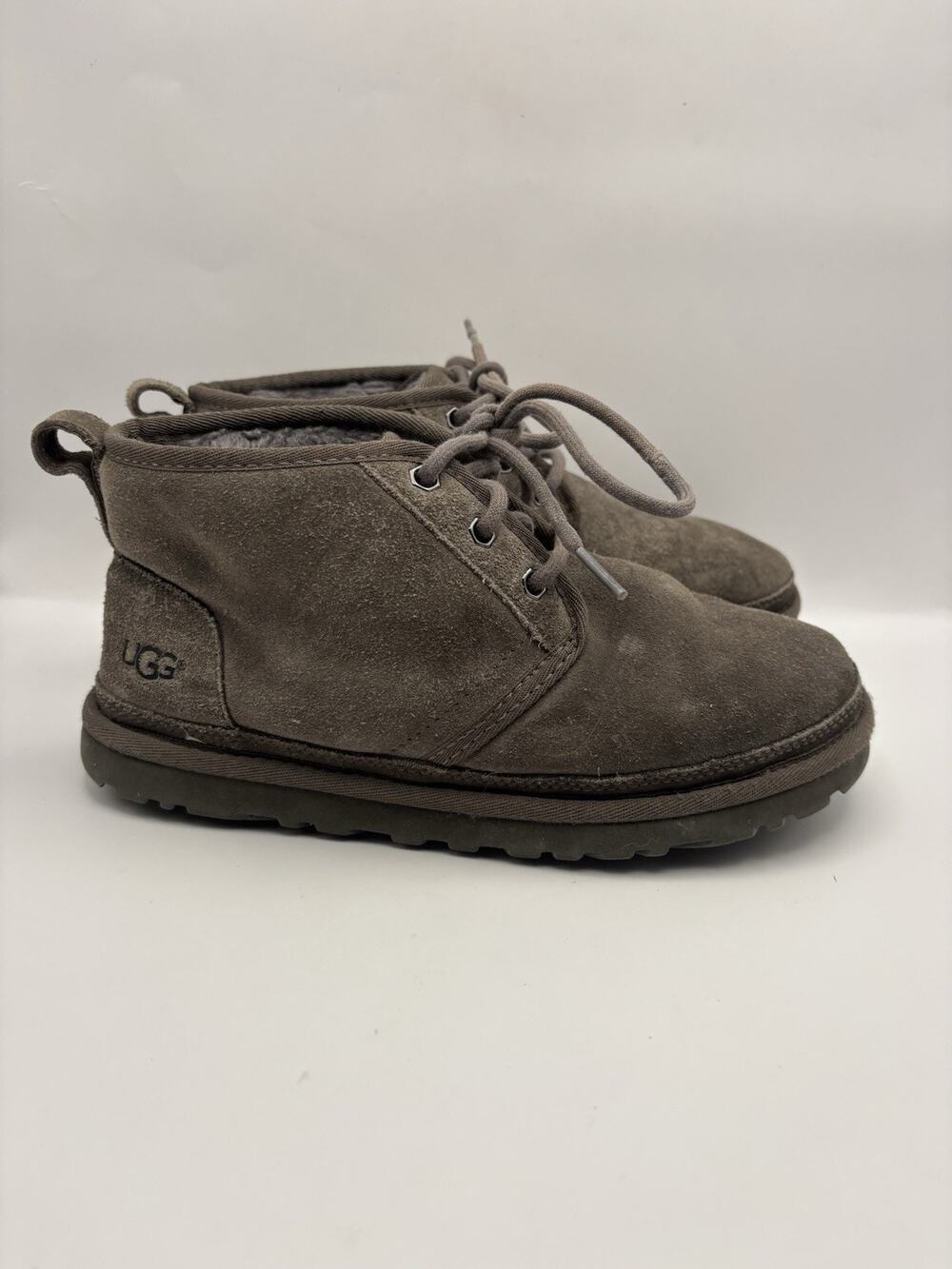 Ugg Neumel Chukka Suede Boots Kids Size 5